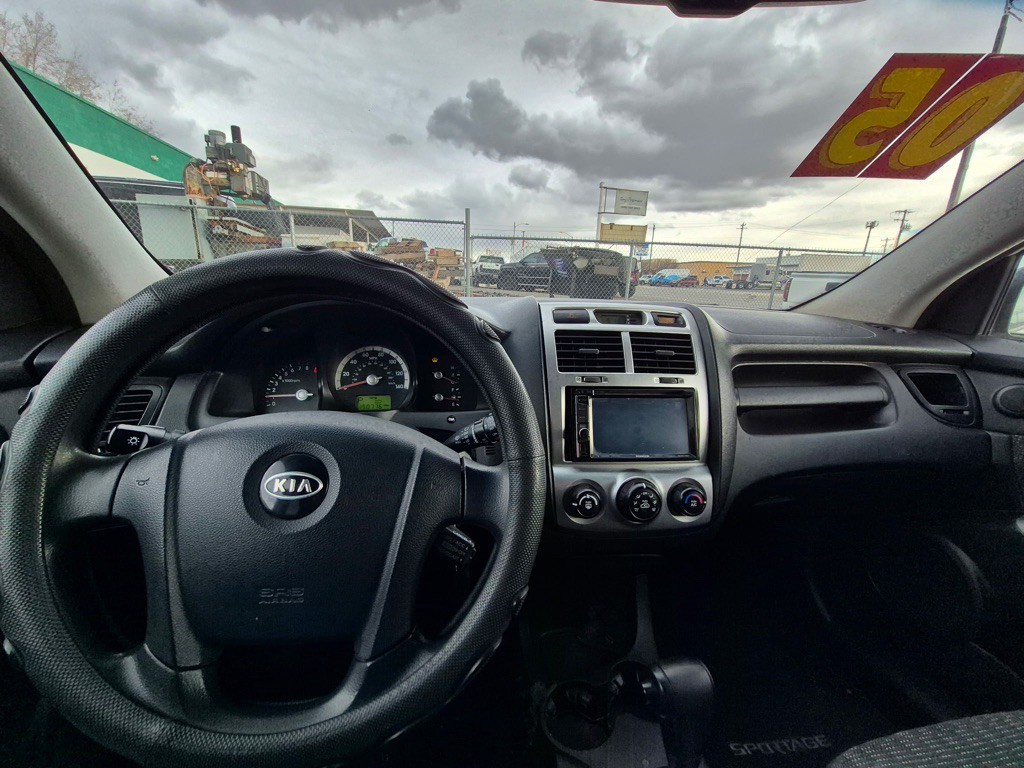 2005 Kia Sportage Image 8