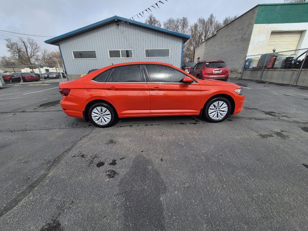 2019 Volkswagen Jetta Image 1