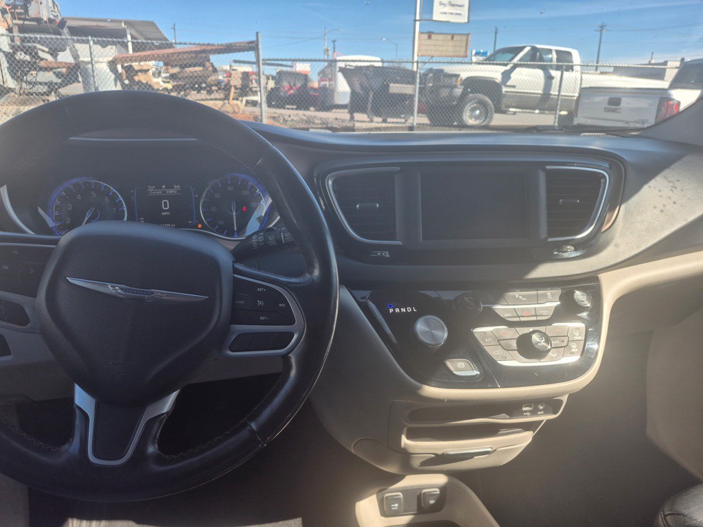 2019 Chrysler Pacifica Image 10