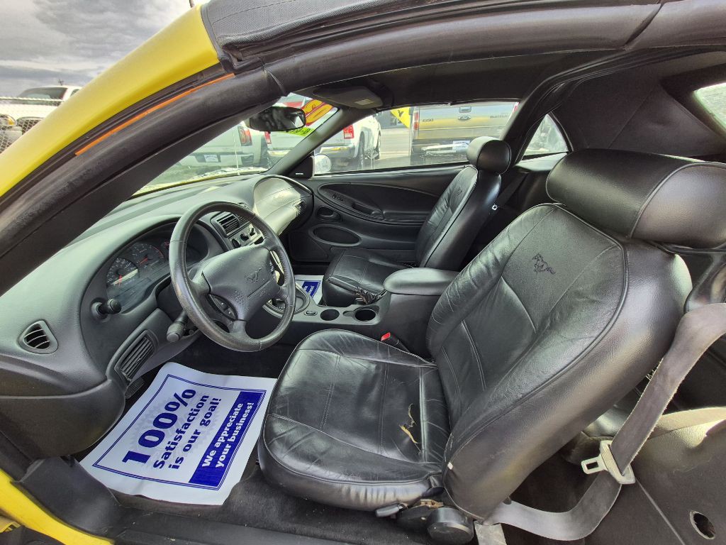 2003 Ford Mustang Image 4