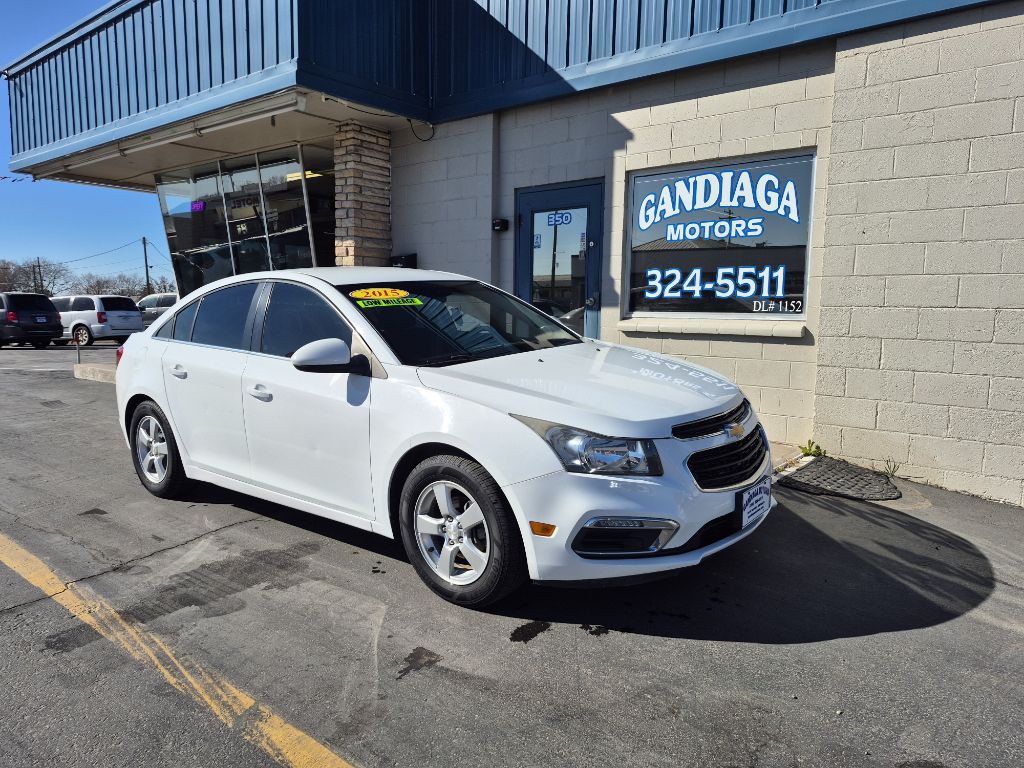 2015 Chevrolet Cruze Image 1