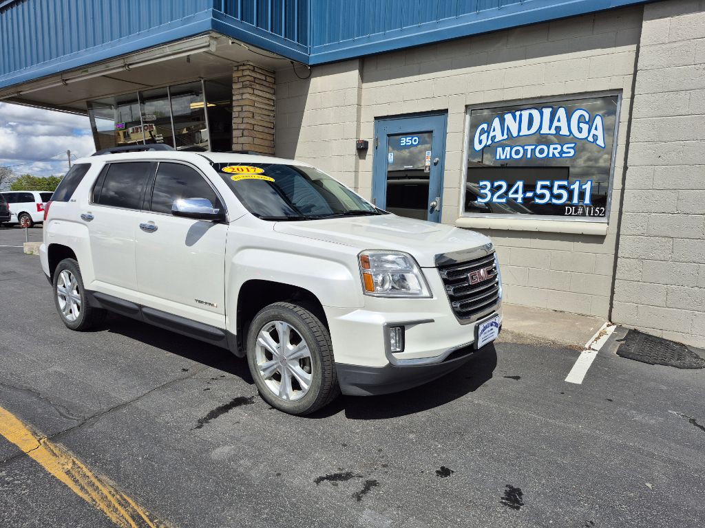 2017 GMC Terrain Image 1