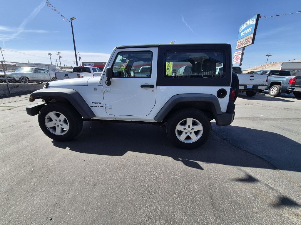 2015 Jeep Wrangler Image 4