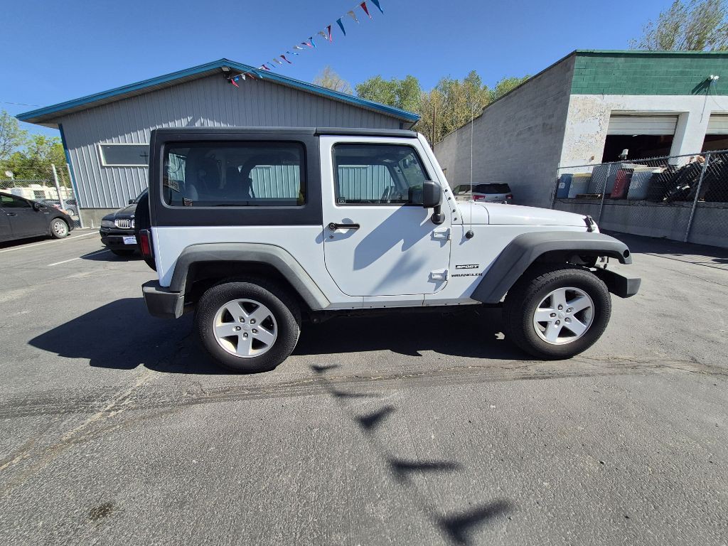 2015 Jeep Wrangler Image 8