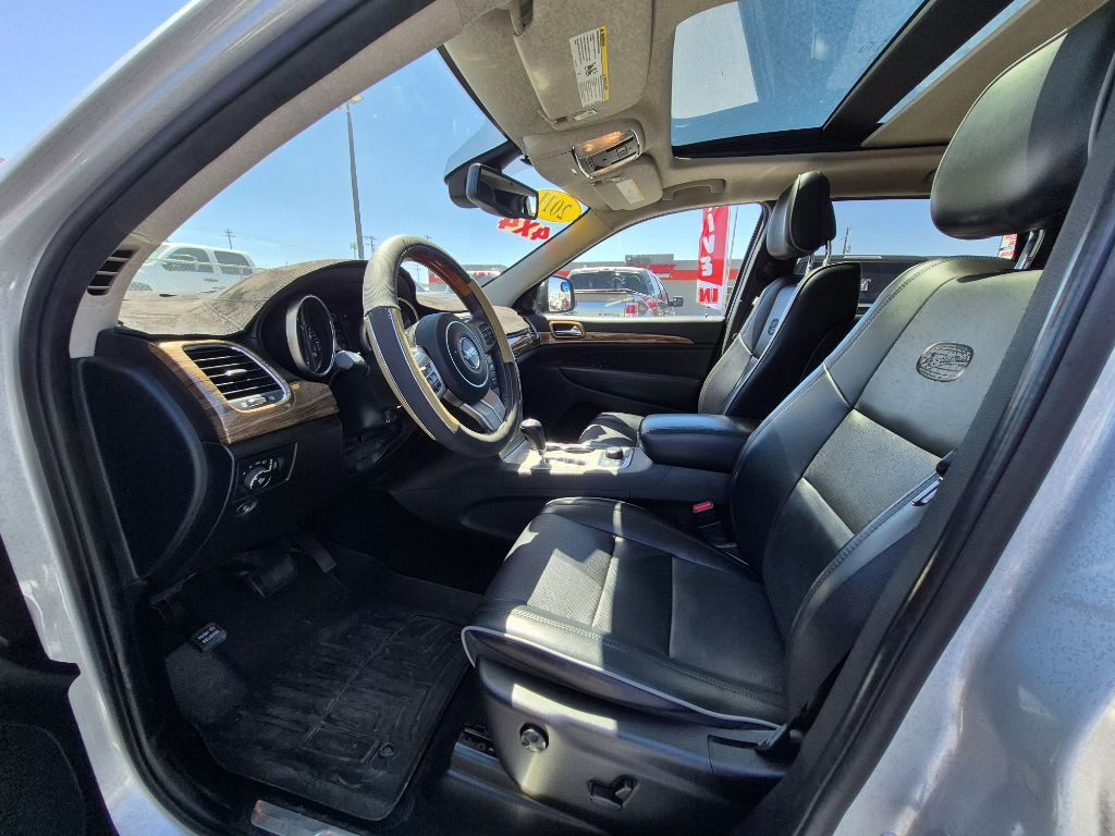 2011 Jeep Grand Cherokee Image 4