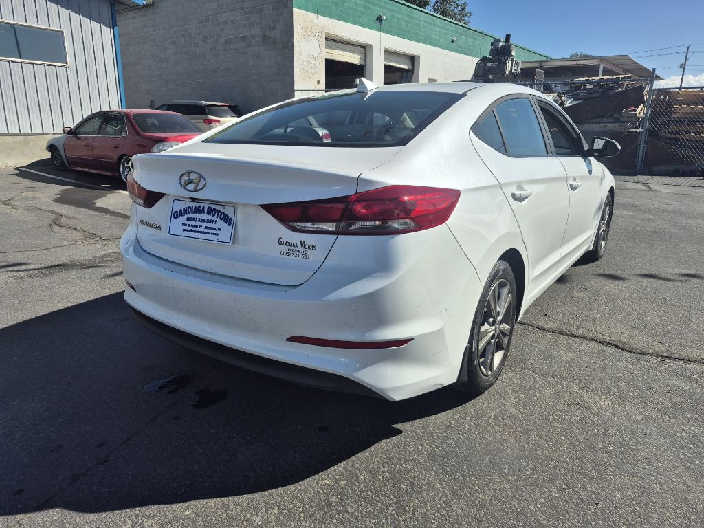 2018 Hyundai Elantra Image 8