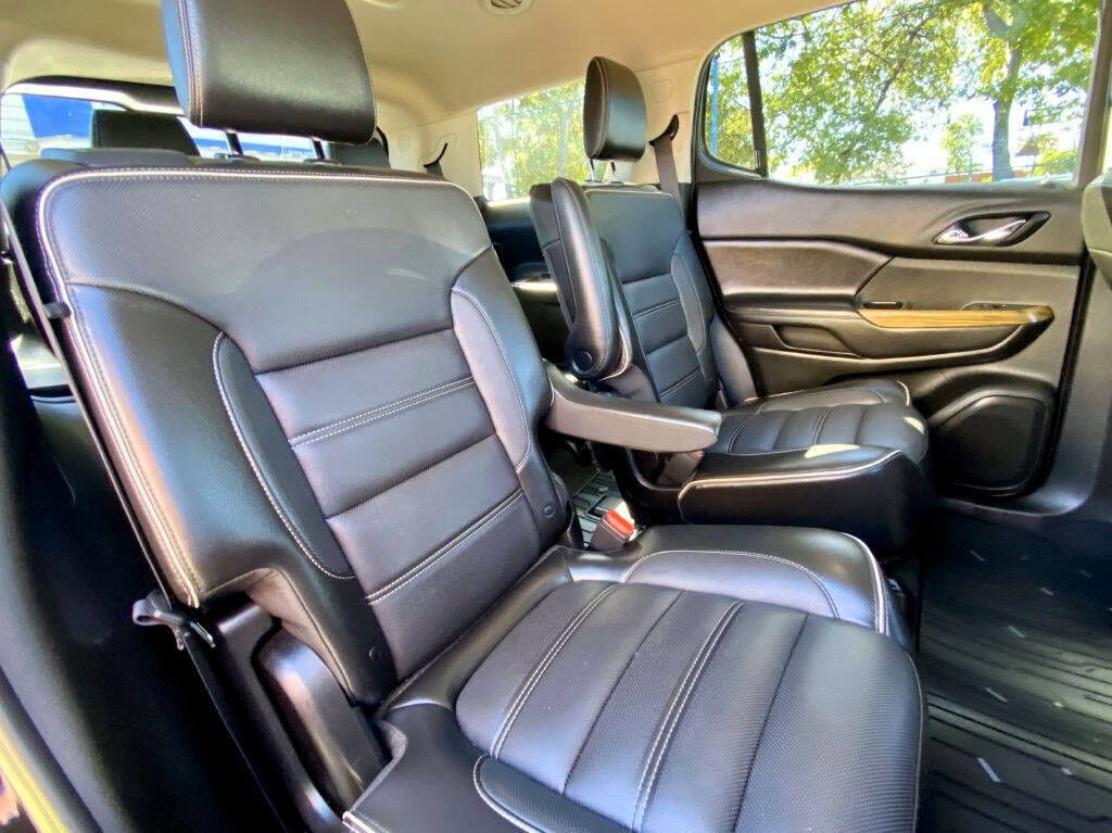 2019 GMC Acadia Image 16