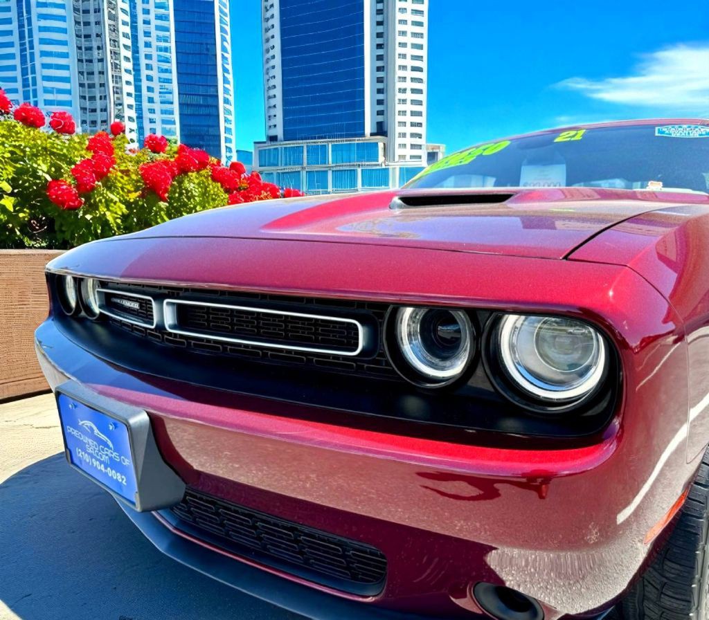 2021 Dodge Challenger Image 9