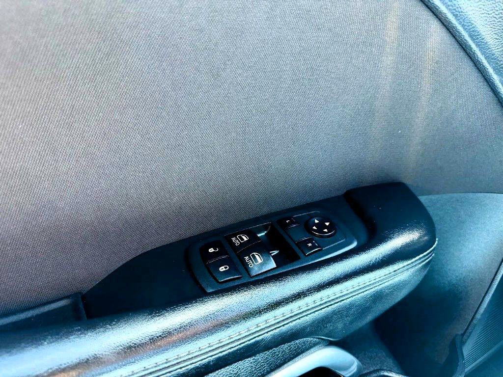 2021 Dodge Challenger Image 16