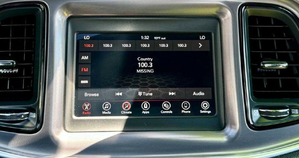 2021 Dodge Challenger Image 23
