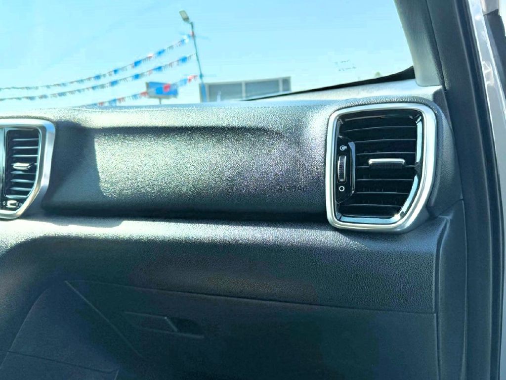 2020 Kia Sportage Image 20
