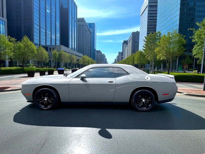 2019 Dodge Challenger Image 6