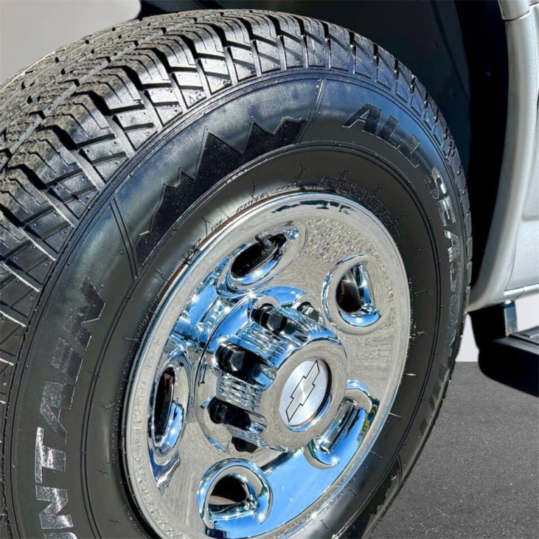 2019 Chevrolet Express Image 10