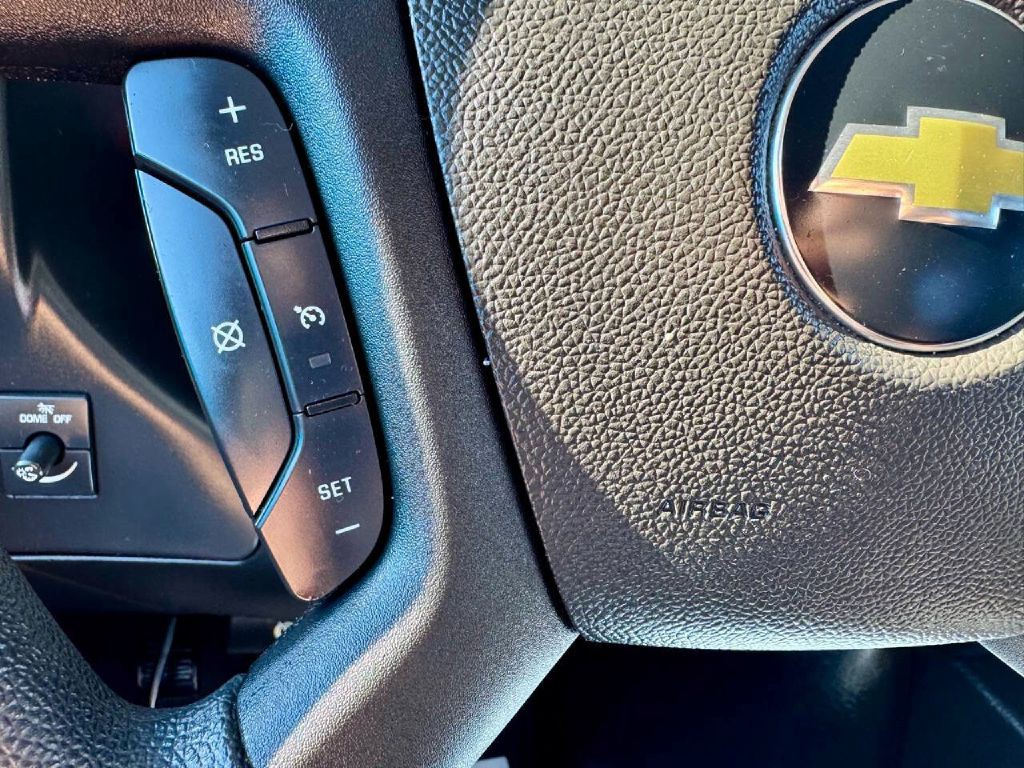 2019 Chevrolet Express Image 24