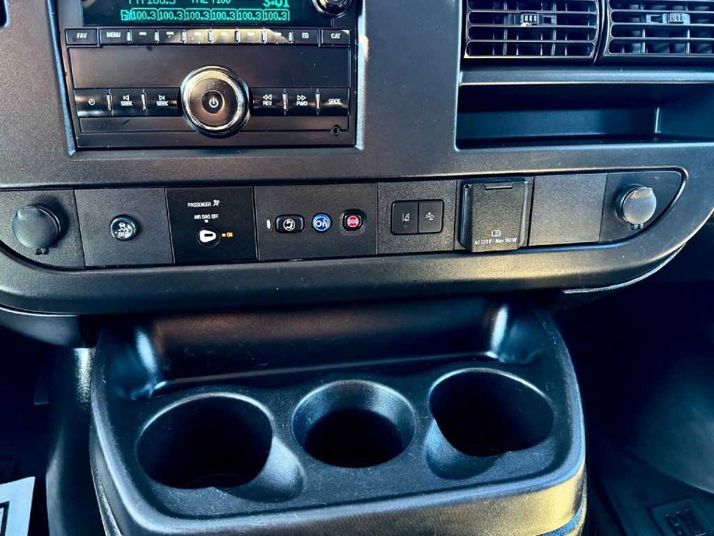 2019 Chevrolet Express Image 28