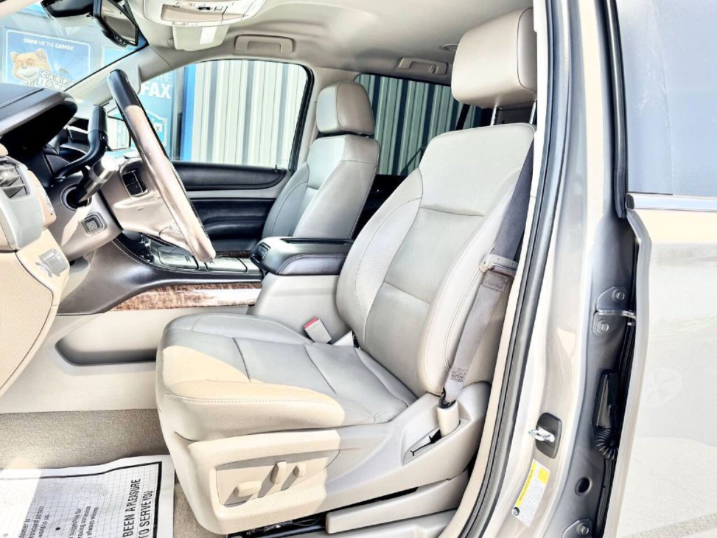 2019 Chevrolet Tahoe Image 12