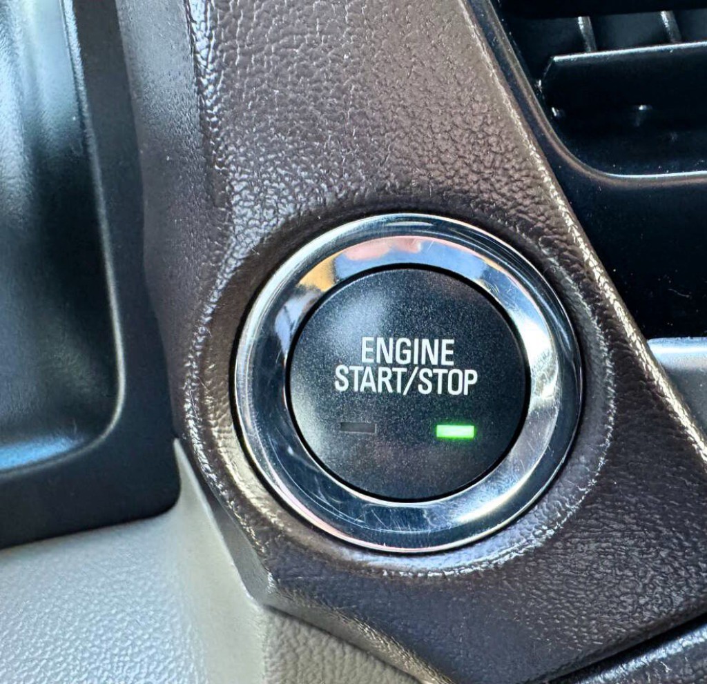 2019 Chevrolet Tahoe Image 32