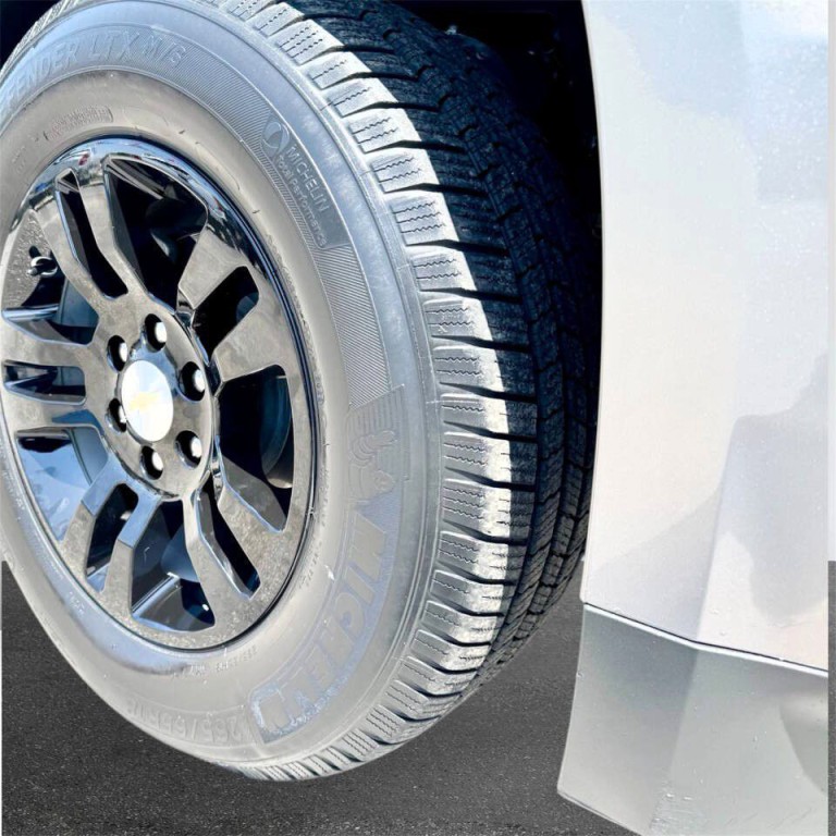2019 Chevrolet Suburban Image 10