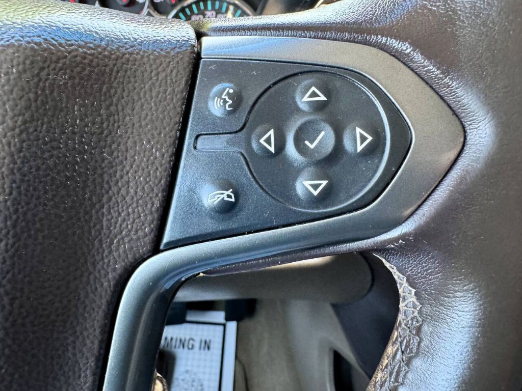 2019 Chevrolet Suburban Image 25