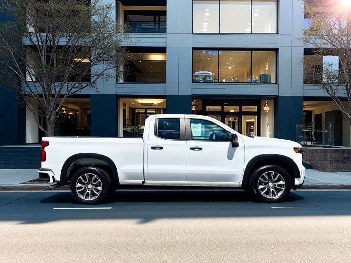 2019 Chevrolet Silverado 1500 Image 2