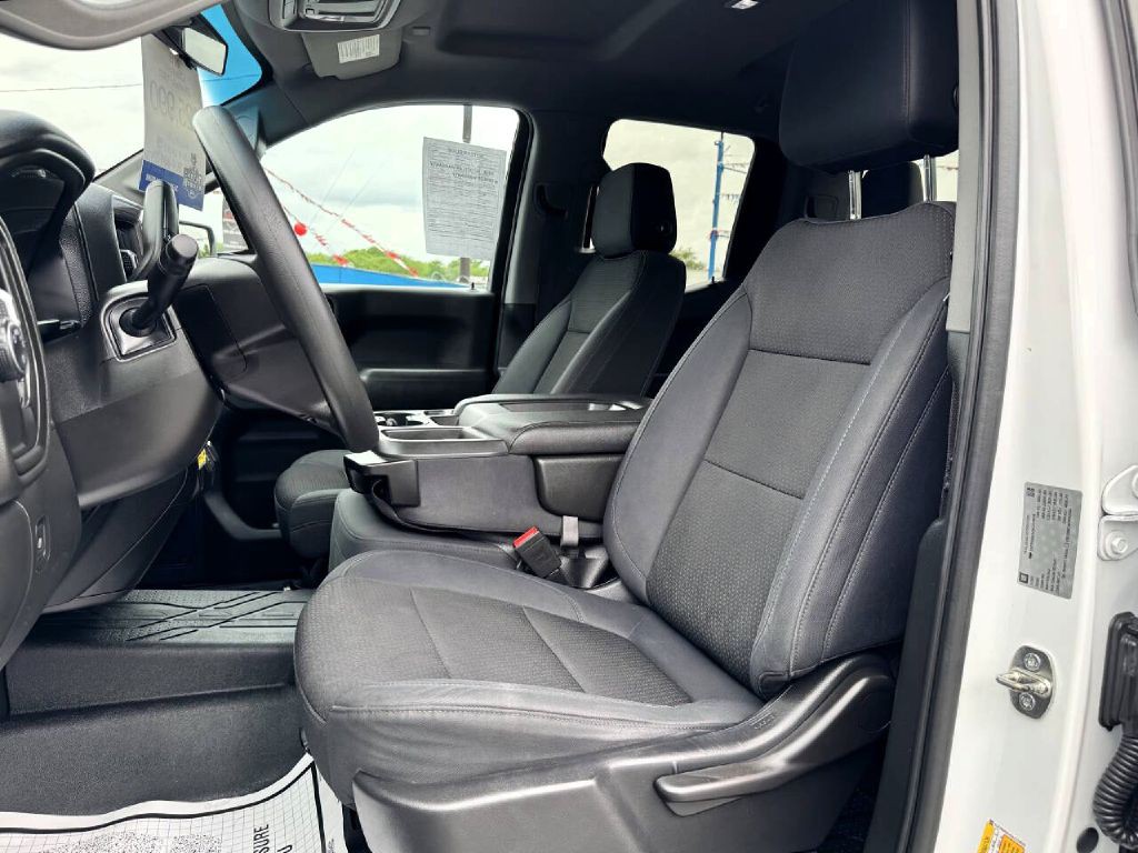 2019 Chevrolet Silverado 1500 Image 11