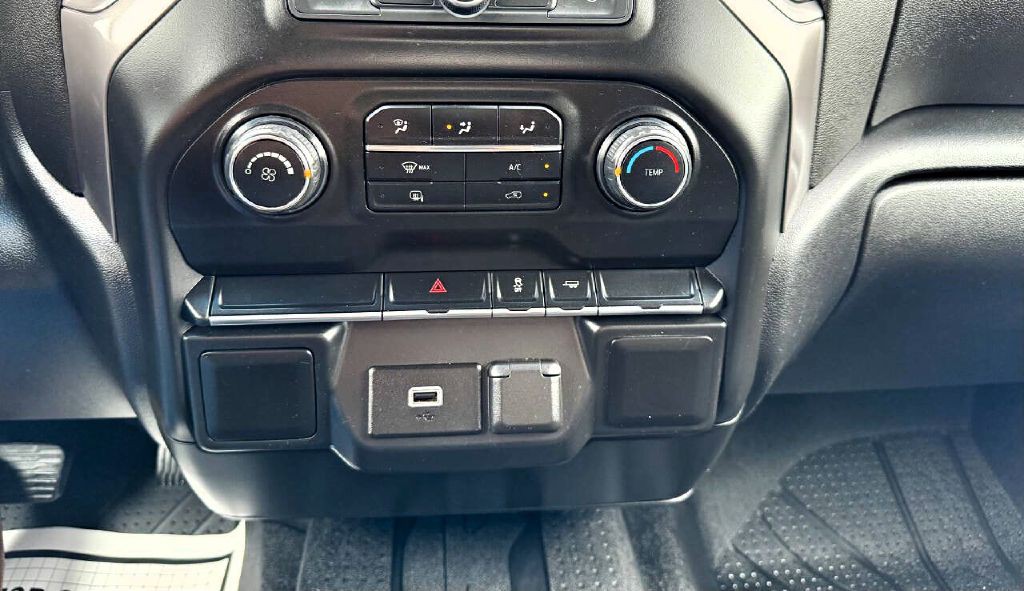 2019 Chevrolet Silverado 1500 Image 24