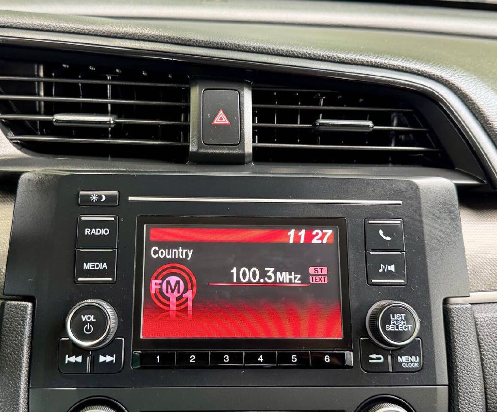 2019 Honda Civic Image 25