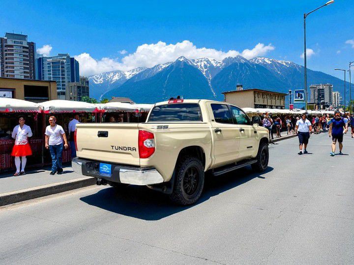 2017 Toyota Tundra Image 3