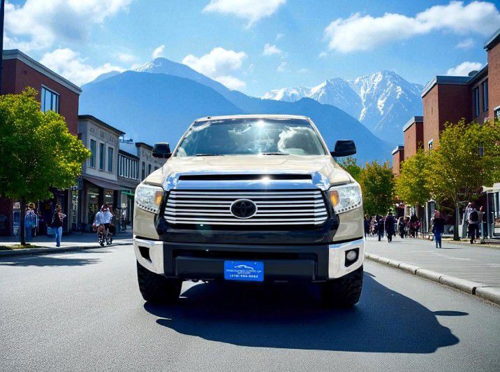 2017 Toyota Tundra Image 8