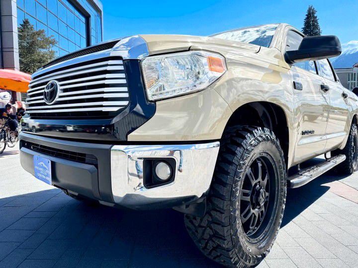 2017 Toyota Tundra Image 9