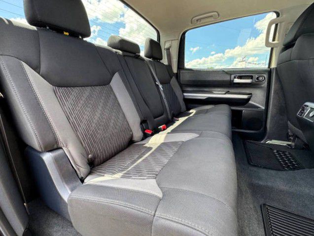 2017 Toyota Tundra Image 15