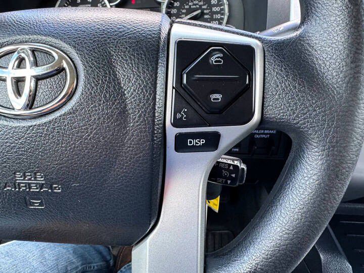 2017 Toyota Tundra Image 22