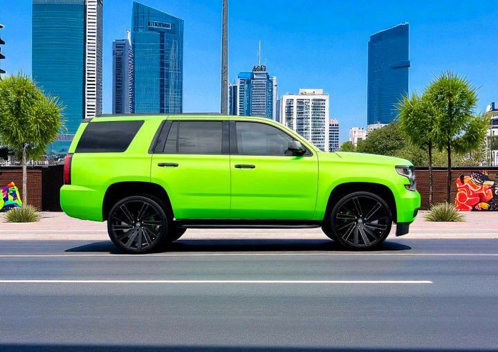 2017 Chevrolet Tahoe Image 2