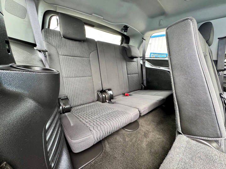 2017 Chevrolet Tahoe Image 16
