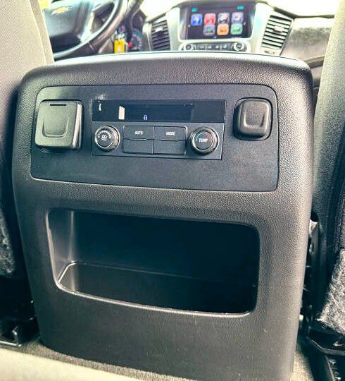 2017 Chevrolet Tahoe Image 17