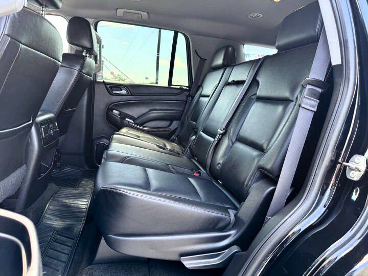 2017 Chevrolet Tahoe Image 12