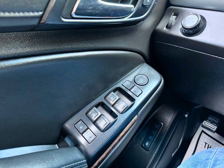 2017 Chevrolet Tahoe Image 22