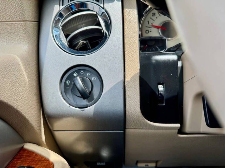 2008 Ford Expedition Image 21