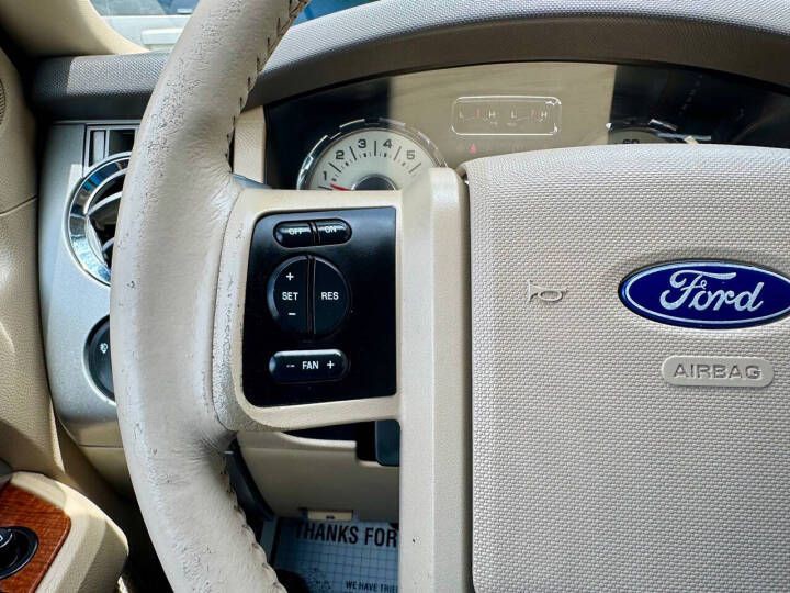 2008 Ford Expedition Image 23