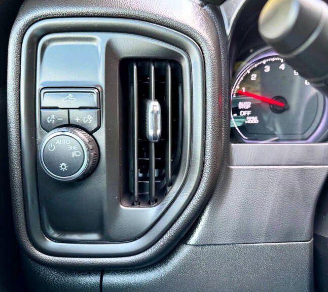 2021 Chevrolet Silverado 1500 Image 18