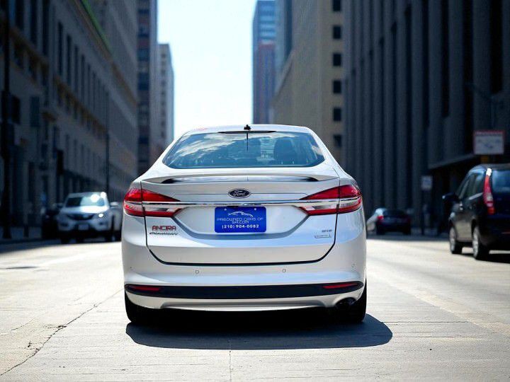 2018 Ford Fusion Image 4