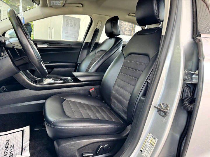 2018 Ford Fusion Image 10