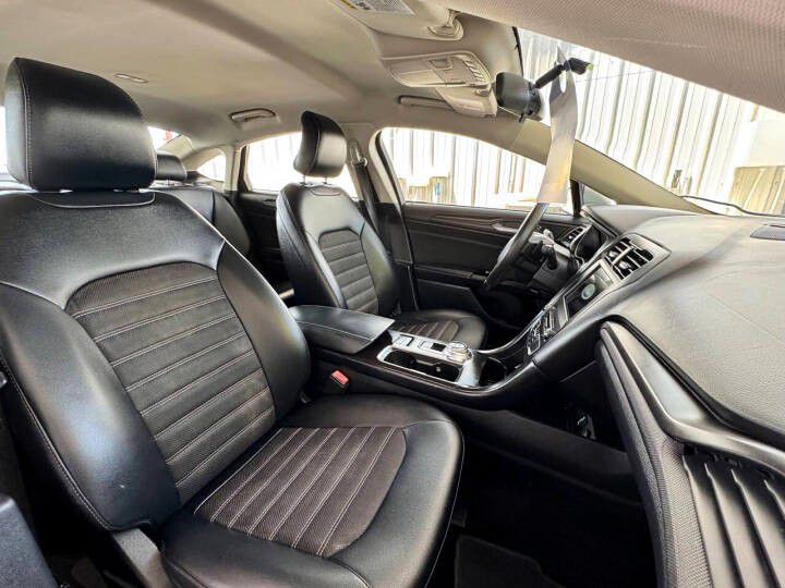 2018 Ford Fusion Image 13