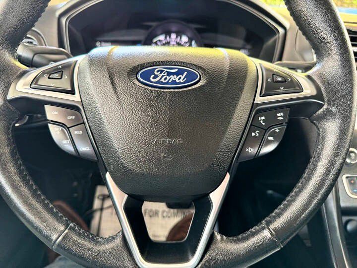 2018 Ford Fusion Image 19