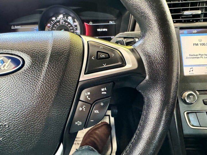 2018 Ford Fusion Image 21