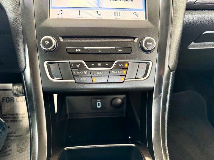 2018 Ford Fusion Image 26