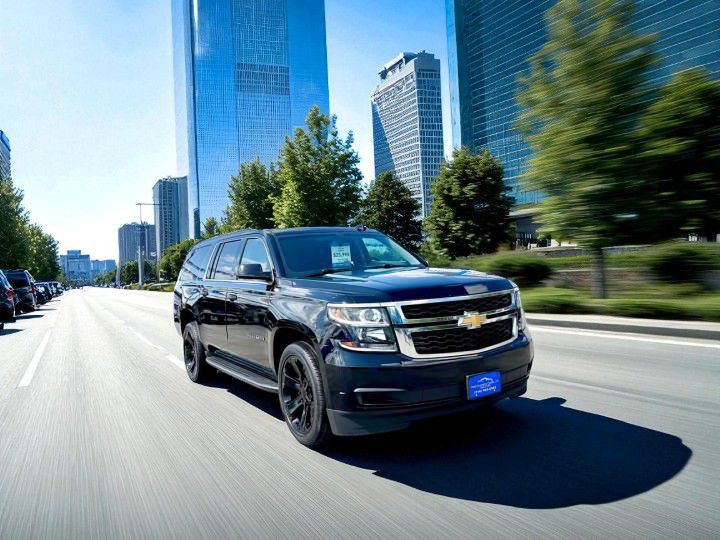 2019 Chevrolet Suburban Image 1