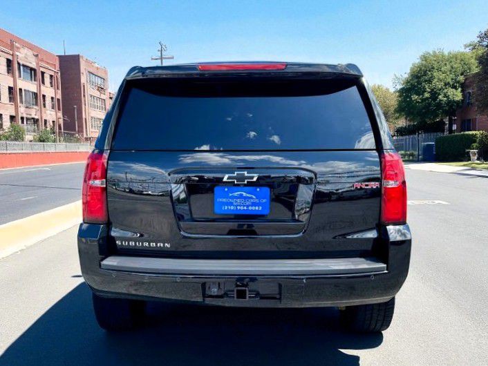2019 Chevrolet Suburban Image 4