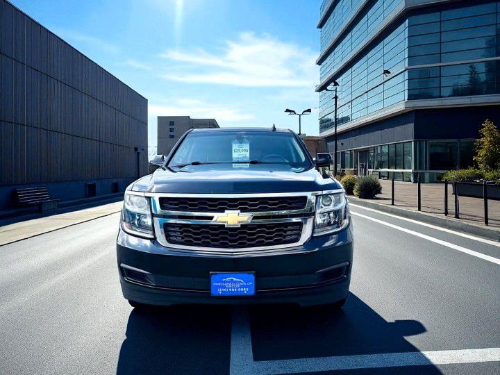 2019 Chevrolet Suburban Image 8