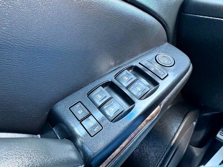 2019 Chevrolet Suburban Image 20